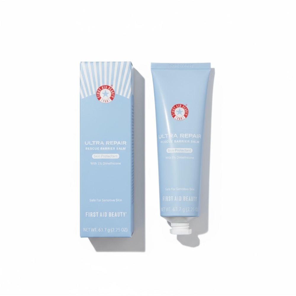 New First Aid Beauty Ultra Repair Rescue Barrier Balm